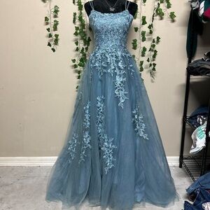 Elegant Blue Lace Evening Gown